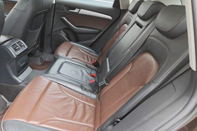 Used Audi Q5 2016 40 TFSI Technology Edition Left Rear Seat