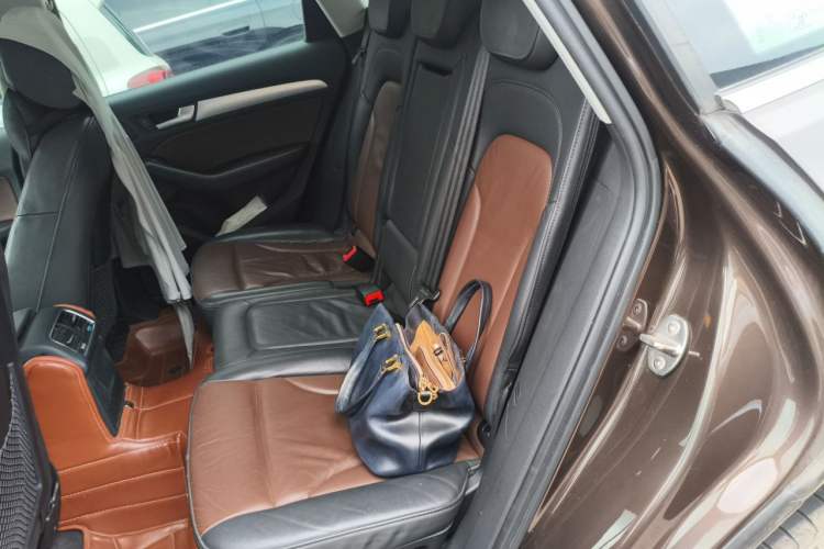 Used Audi Q5 2016 40 TFSI Technology Edition Left Rear Seat