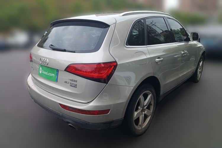 Used Audi Q5 2016 40 TFSI Technology Edition Rear Right 45 Deg
