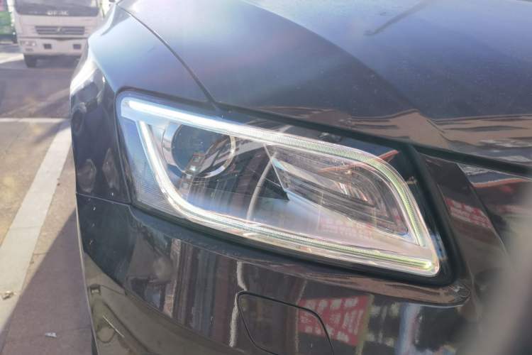 Used Audi Q5 2016 40 TFSI Trendy Edition Right Front Headlight