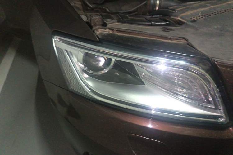 Used Audi Q5 2016 40 TFSI Technology Edition Right Front Headlight