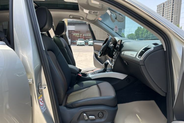 Used Audi Q5 2016 40 TFSI Technology Edition Right Front Seat