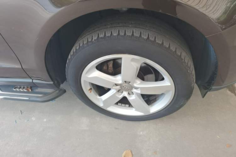 Used Audi Q5 2016 40 TFSI Technology Edition Right Front Wheel Hub
