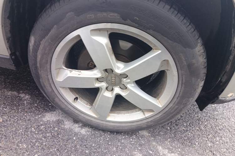 Used Audi Q5 2016 40 TFSI Technology Edition Right Front Wheel Hub