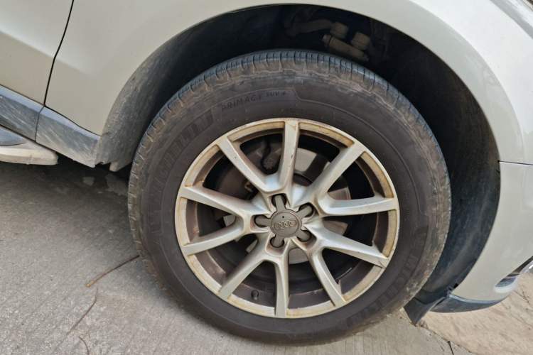 Used Audi Q5 2016 40 TFSI Trendy Edition Right Front Wheel Hub