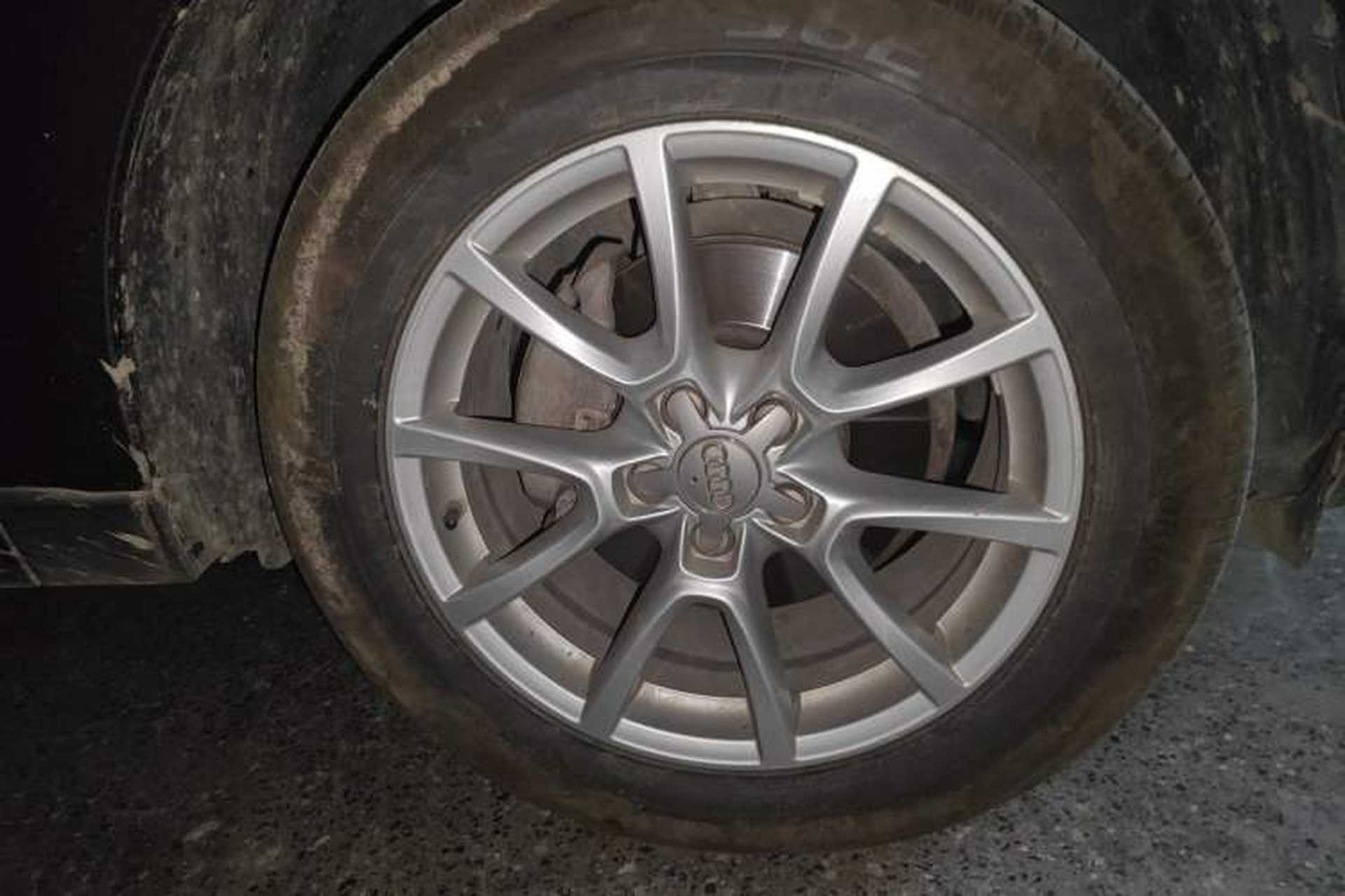 Used Audi Q5 2016 40 TFSI Trendy Edition Right Front Wheel Hub