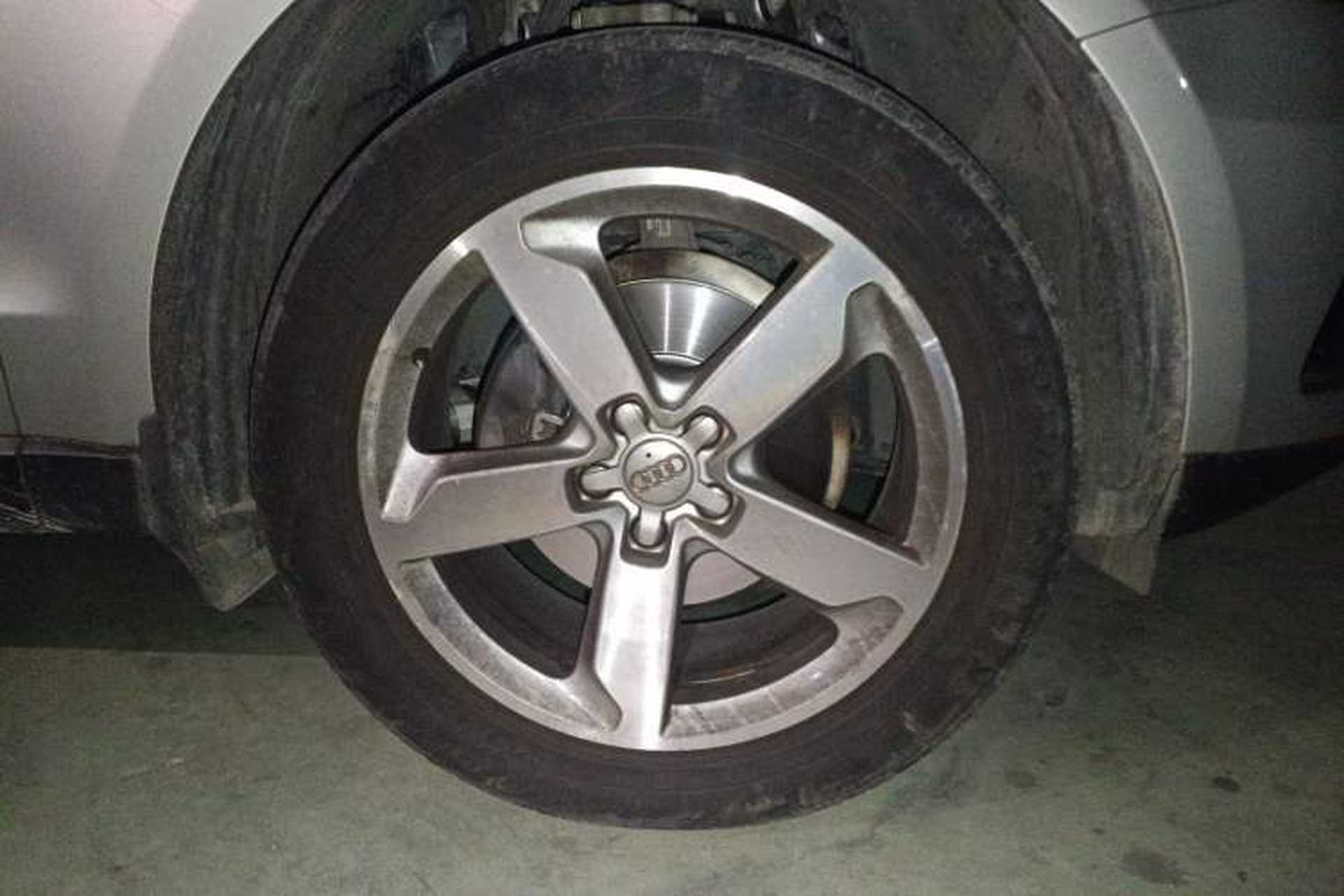 Used Audi Q5 2016 40 TFSI Technology Edition Right Front Wheel Hub