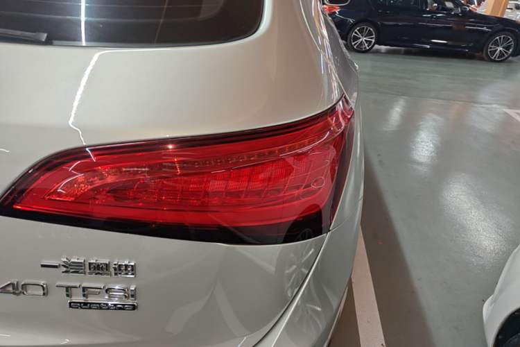 Used Audi Q5 2016 40 TFSI Technology Edition Right Rear Taillight