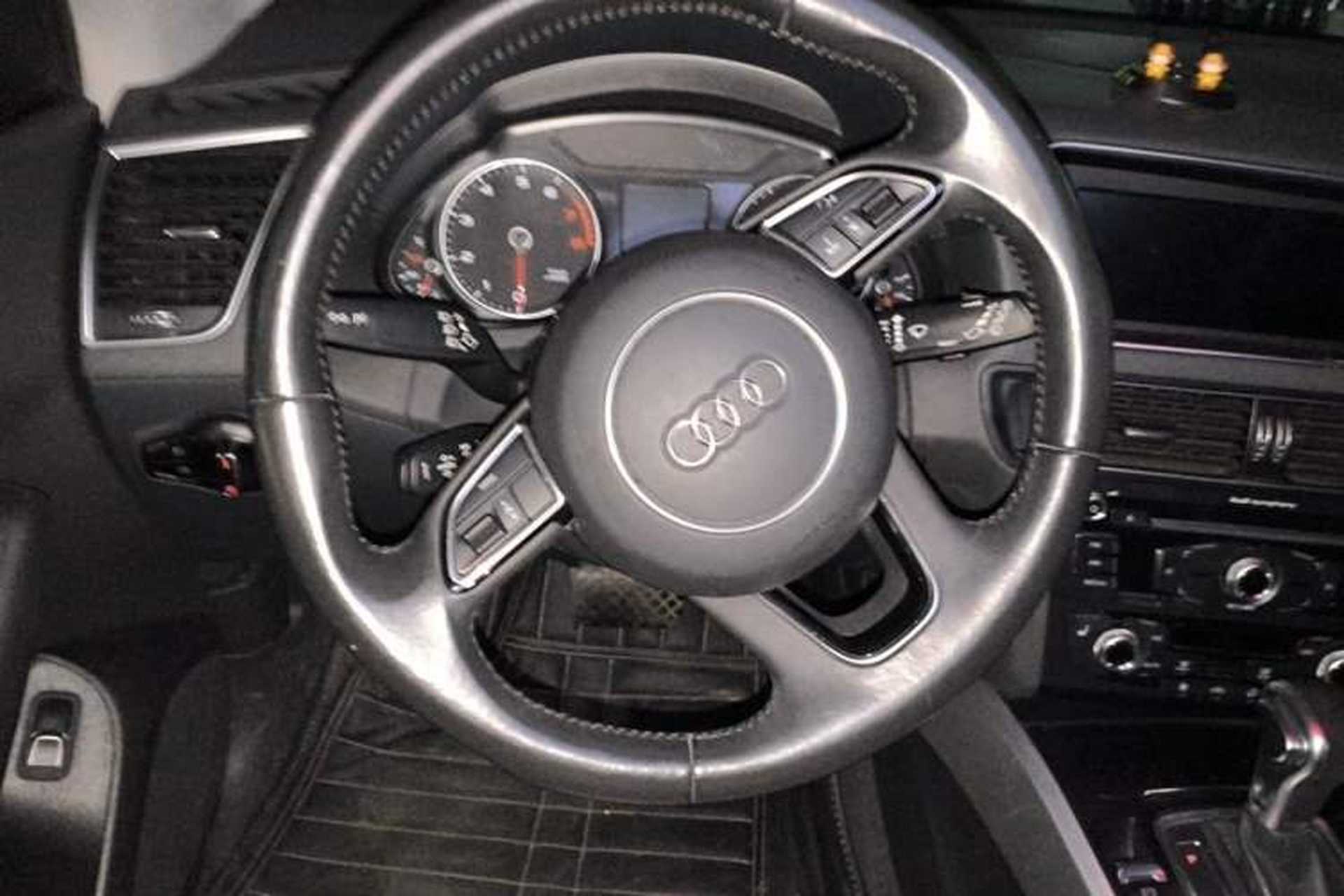 Used Audi Q5 2016 40 TFSI Technology Edition Steering Wheel