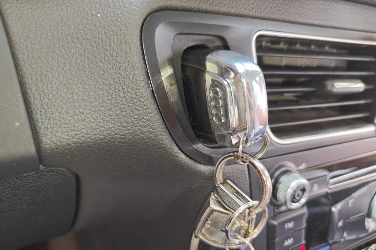 Used Audi Q5 2016 40 TFSI Technology Edition Vehicle Key