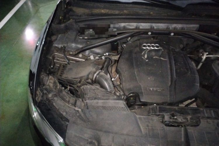 Used Audi Q5 2016 40 TFSI Trendy Edition Engine Bay Right