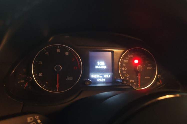 Used Audi Q5 2016 40 TFSI Trendy Edition Instrument Cluster