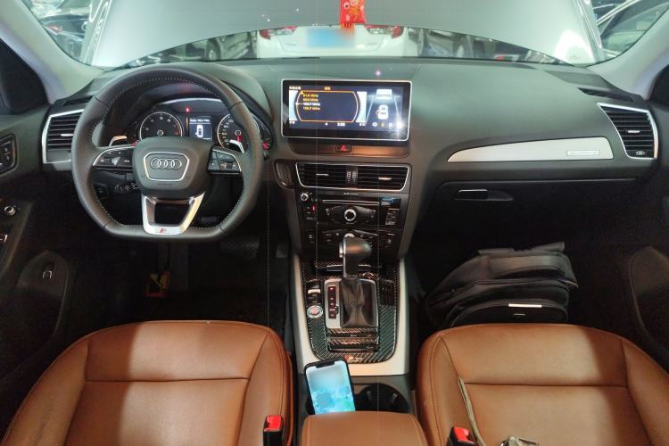 Used Audi Q5 2016 40 TFSI Trendy Edition Interior 2