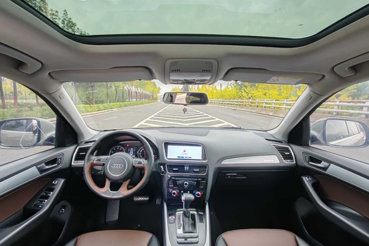 Used Audi Q5 2016 40 TFSI Technology Edition Interior 3