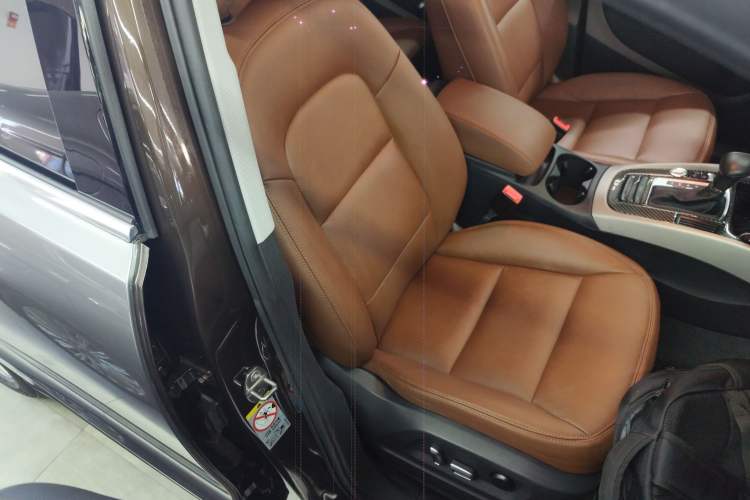 Used Audi Q5 2016 40 TFSI Trendy Edition Right Front Seat