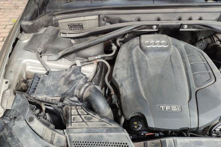 Used Audi Q5 2016 40 TFSI Technology Edition Engine Bay Right