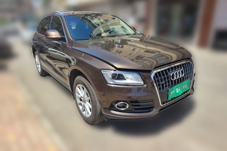 Used Audi Q5 2016 40 TFSI Trendy Edition Front Right 45 Deg