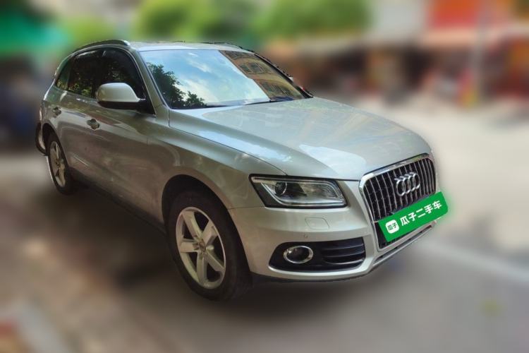 Used Audi Q5 2016 40 TFSI Technology Edition Front Right 45 Deg