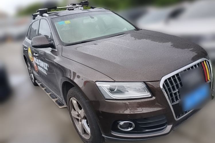 Used Audi Q5 2016 40 TFSI Technology Edition Front Right 45 Deg