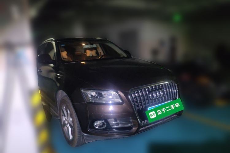 Used Audi Q5 2016 40 TFSI Technology Edition Front Right 45 Deg