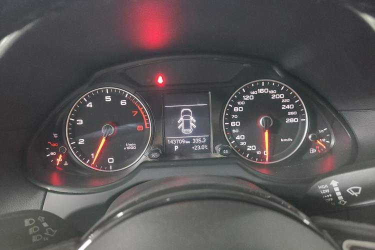Used Audi Q5 2016 40 TFSI Trendy Edition Instrument Cluster