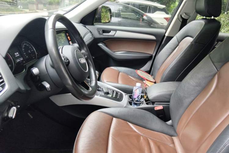 Used Audi Q5 2016 40 TFSI Technology Edition Left Front Seat