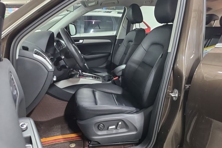 Used Audi Q5 2016 40 TFSI Trendy Edition Left Front Seat