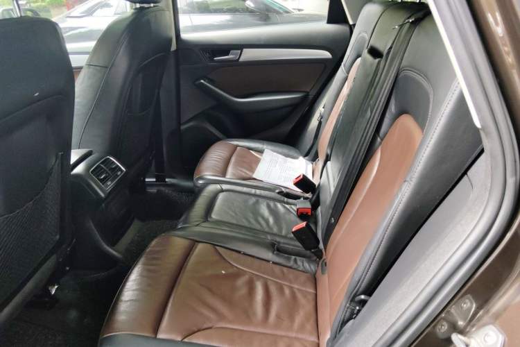 Used Audi Q5 2016 40 TFSI Technology Edition Left Rear Seat