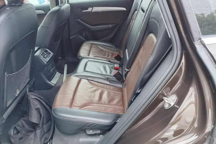 Used Audi Q5 2016 40 TFSI Technology Edition Left Rear Seat