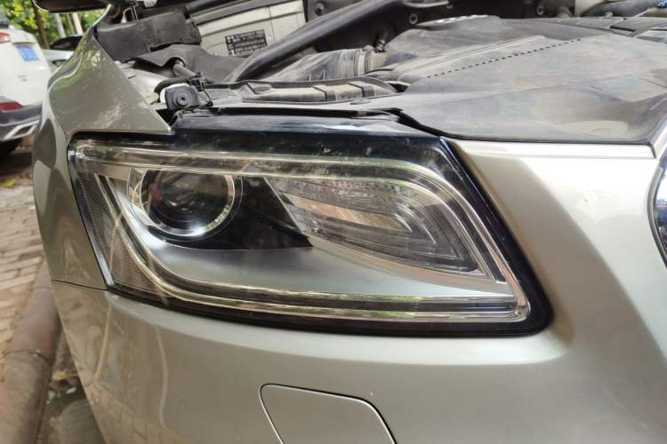 Used Audi Q5 2016 40 TFSI Technology Edition Right Front Headlight
