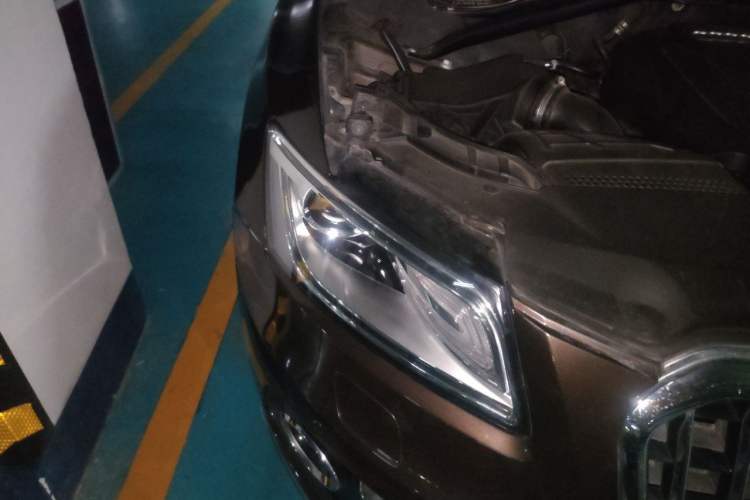 Used Audi Q5 2016 40 TFSI Technology Edition Right Front Headlight