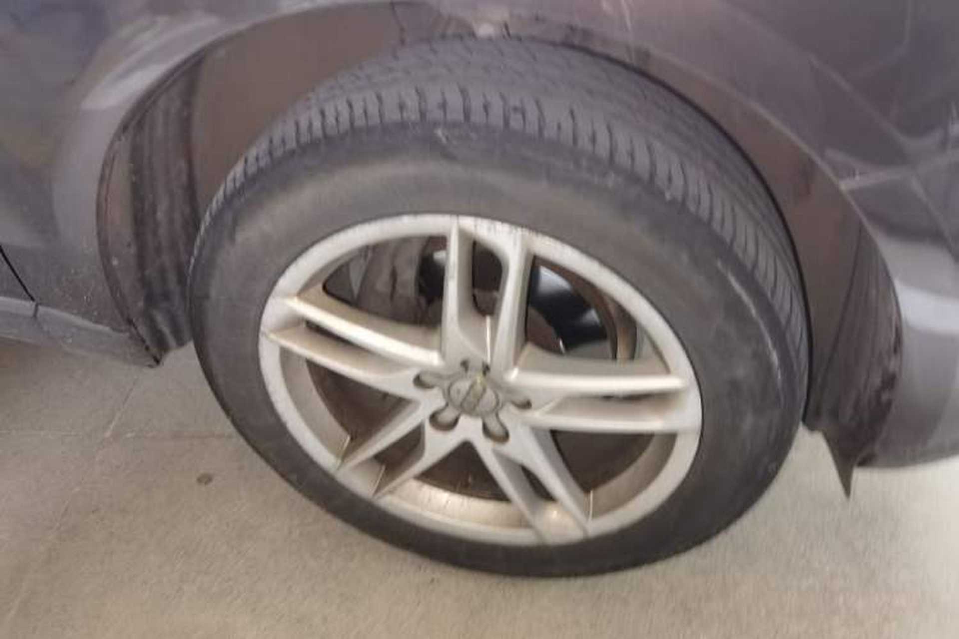 Used Audi Q5 2016 40 TFSI Comfort Model Right Front Wheel Hub