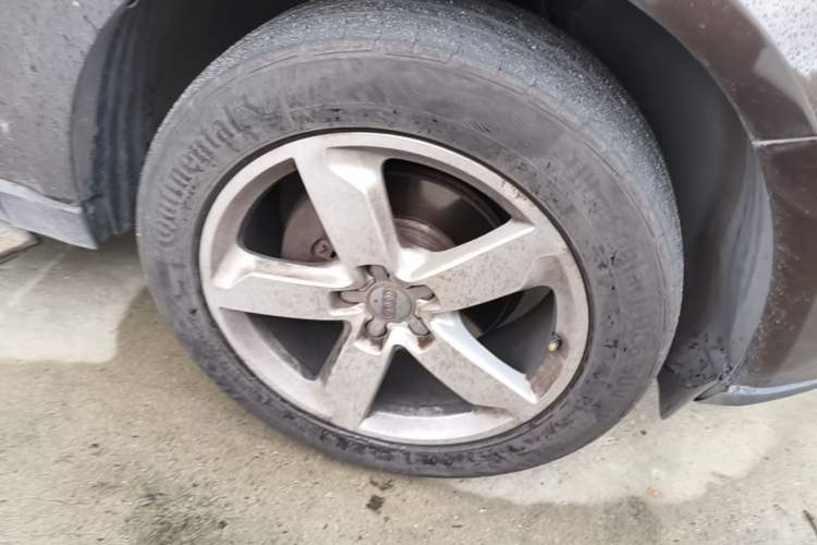 Used Audi Q5 2016 40 TFSI Technology Edition Right Front Wheel Hub