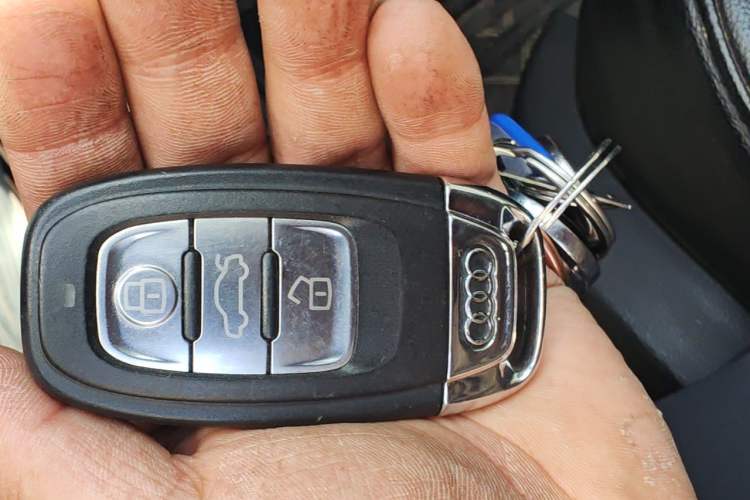 Used Audi Q5 2016 40 TFSI Trendy Edition Vehicle Key