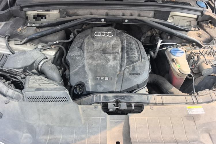 Used Audi Q5 2016 40 TFSI Technology Edition Engine Bay