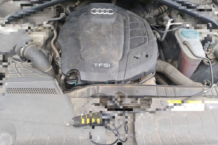 Used Audi Q5 2016 40 TFSI Technology Edition Engine Bay