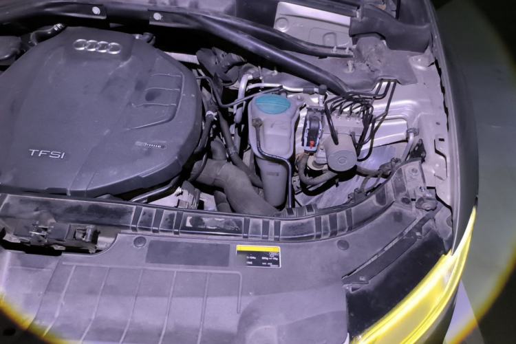 Used Audi Q5 2016 40 TFSI Trendy Edition Engine Bay Left