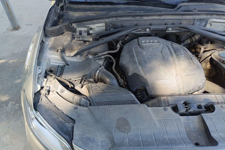 Used Audi Q5 2016 40 TFSI Technology Edition Engine Bay Right