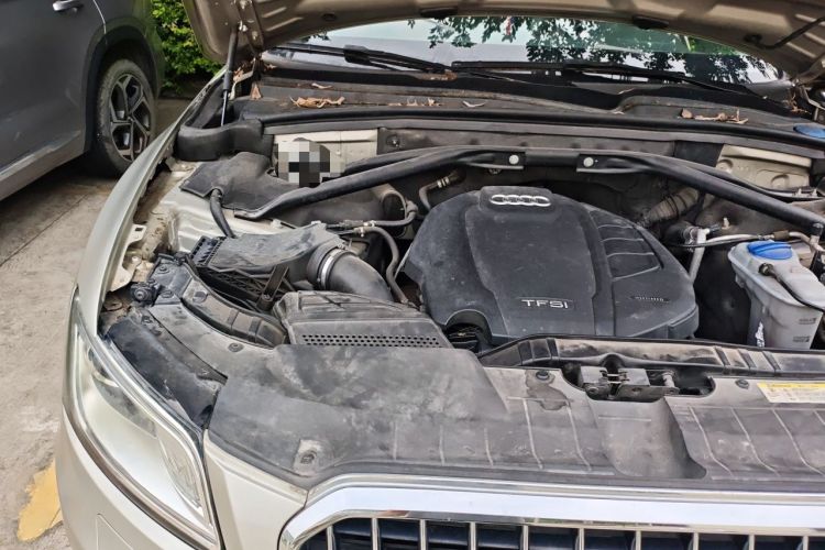 Used Audi Q5 2016 40 TFSI Technology Edition Engine Bay Right