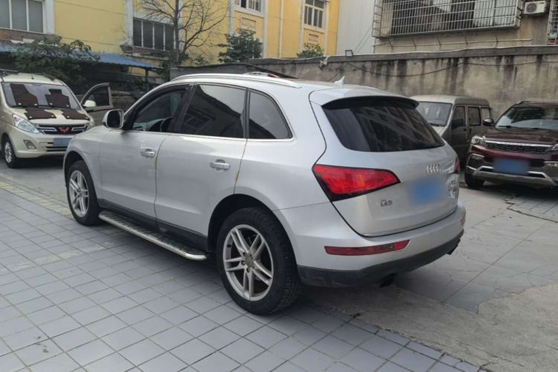 Used Audi Q5 2016 40 TFSI Comfort Model Exterior 2
