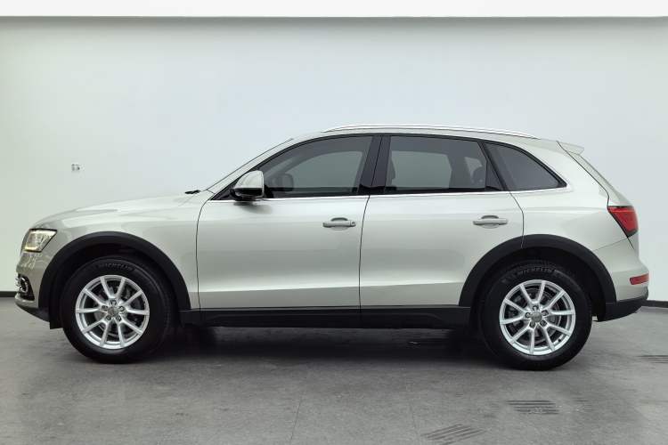 Used Audi Q5 2016 40 TFSI Trendy Edition Exterior 4