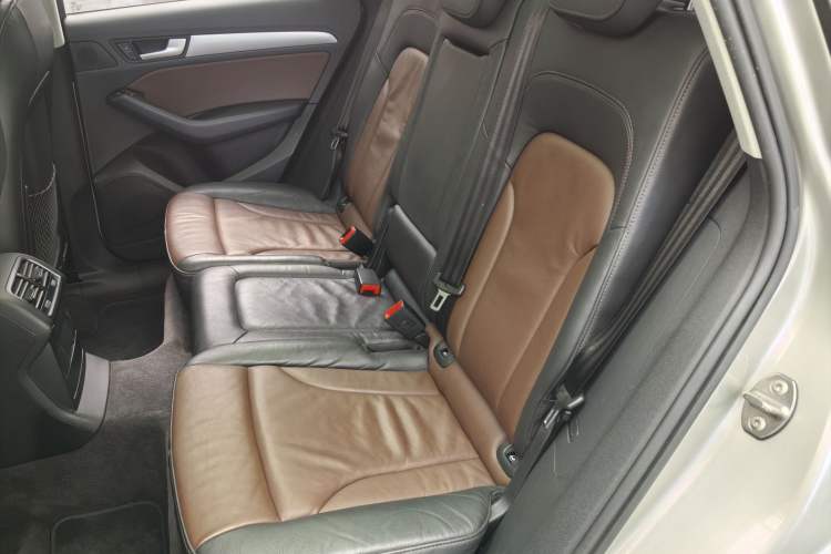 Used Audi Q5 2016 40 TFSI Technology Edition Exterior 4