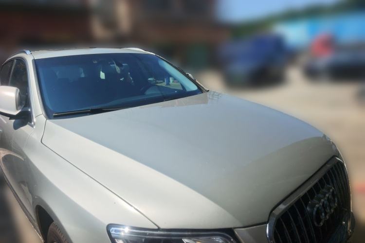 Used Audi Q5 2016 40 TFSI Technology Edition Front Right 45 Deg