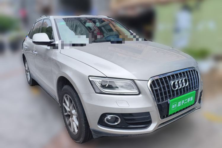 Used Audi Q5 2016 40 TFSI Trendy Edition Front Right 45 Deg