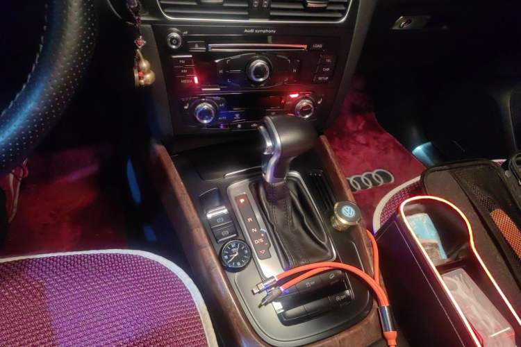 Used Audi Q5 2016 40 TFSI Technology Edition Gear Lever
