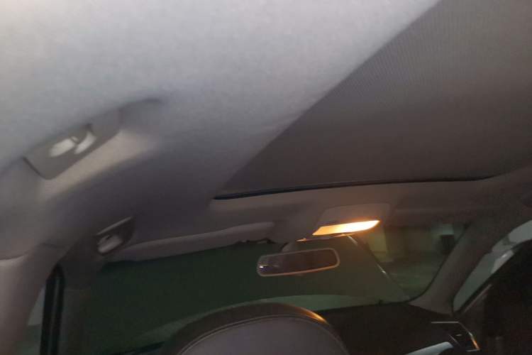 Used Audi Q5 2016 40 TFSI Technology Edition Headliner