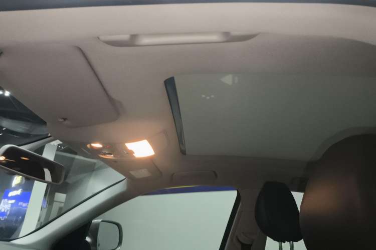 Used Audi Q5 2016 40 TFSI Trendy Edition Headliner
