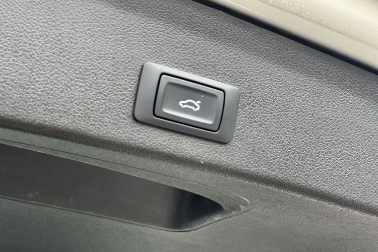 Used Audi Q5 2016 40 TFSI Trendy Edition Interior 1