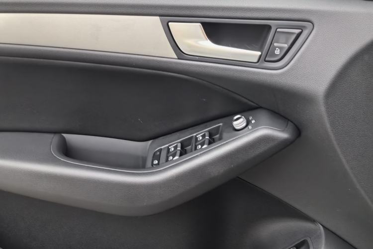 Used Audi Q5 2016 40 TFSI Trendy Edition Interior 11