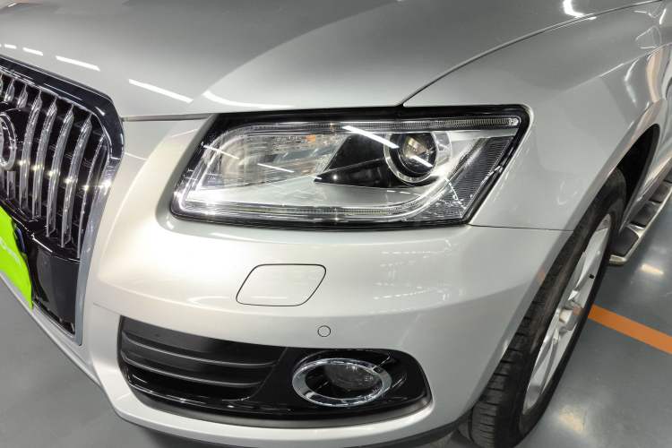 Used Audi Q5 2016 40 TFSI Technology Edition Left Front Headlight